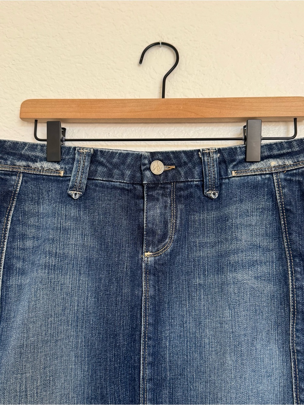 Paige Dark Wash Distressed High-Low Raw Hem Denim Midi Skirt size 27 - Picture 4 of 8